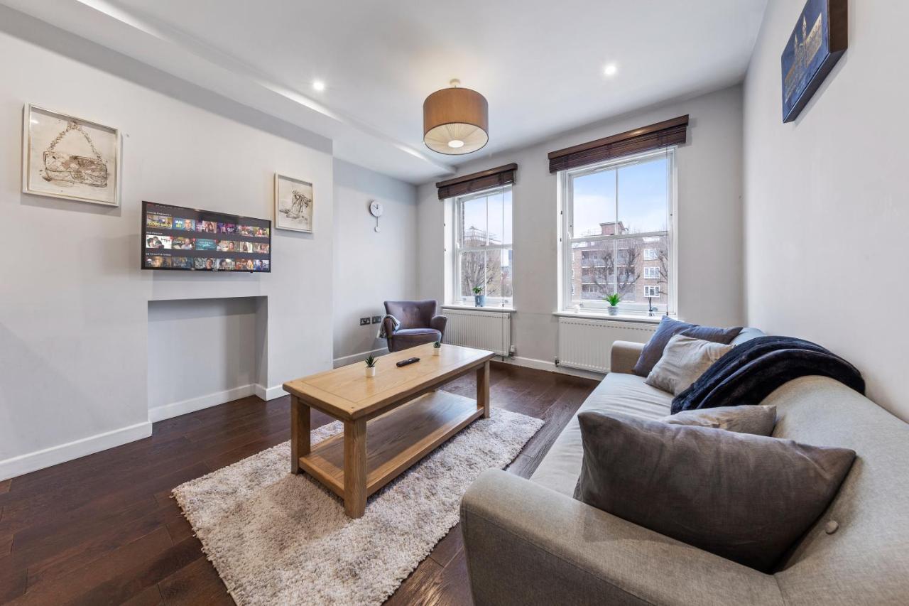Appartamento Majestic 4 At Reganway Rw4 Londra Esterno foto
